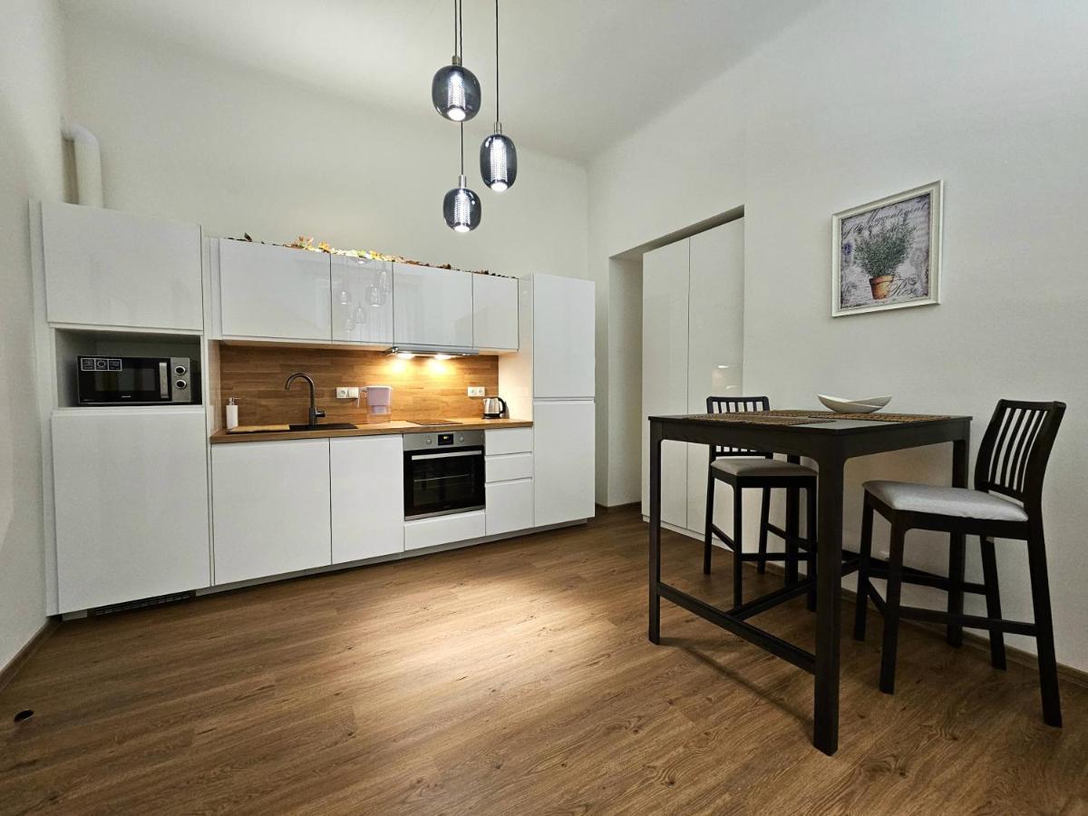 Sweet Apartment In The Heart Of Prague Praga Exterior foto